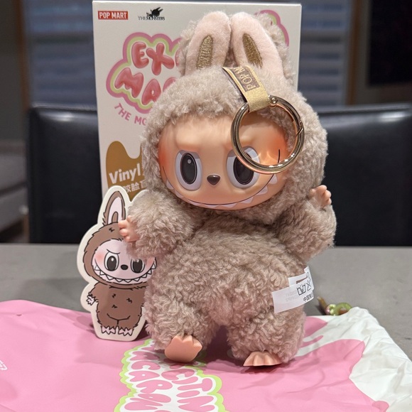 Pop Mart Exciting Macaron Labubu- Toffee, New. Bottom of Box Opened - Picture 1 of 1
